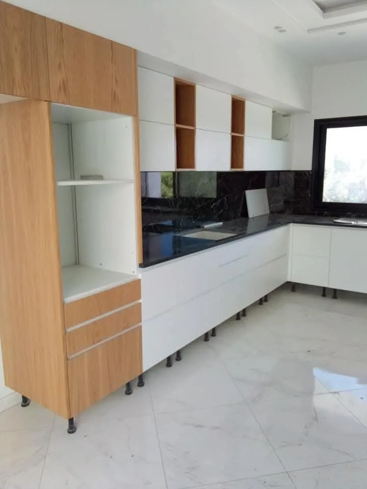 Fabrication de cuisines modernes, dressings et tout mobilier de décoration – photo 3