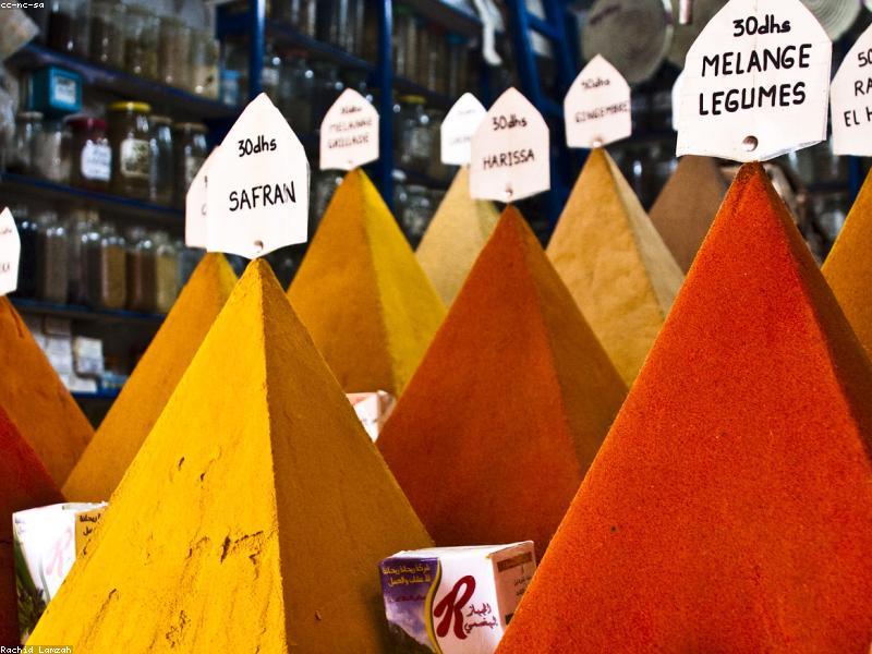 Épices et condiments tunisiens : harissa et mélanges traditionnels