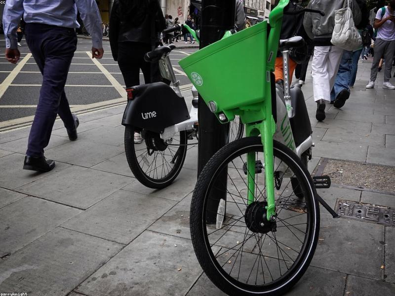 Mobilité électrique en Tunisie : une alternative face à la hausse du carburant